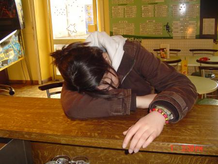 pas mal notre serveuse.....fin de service !!!!